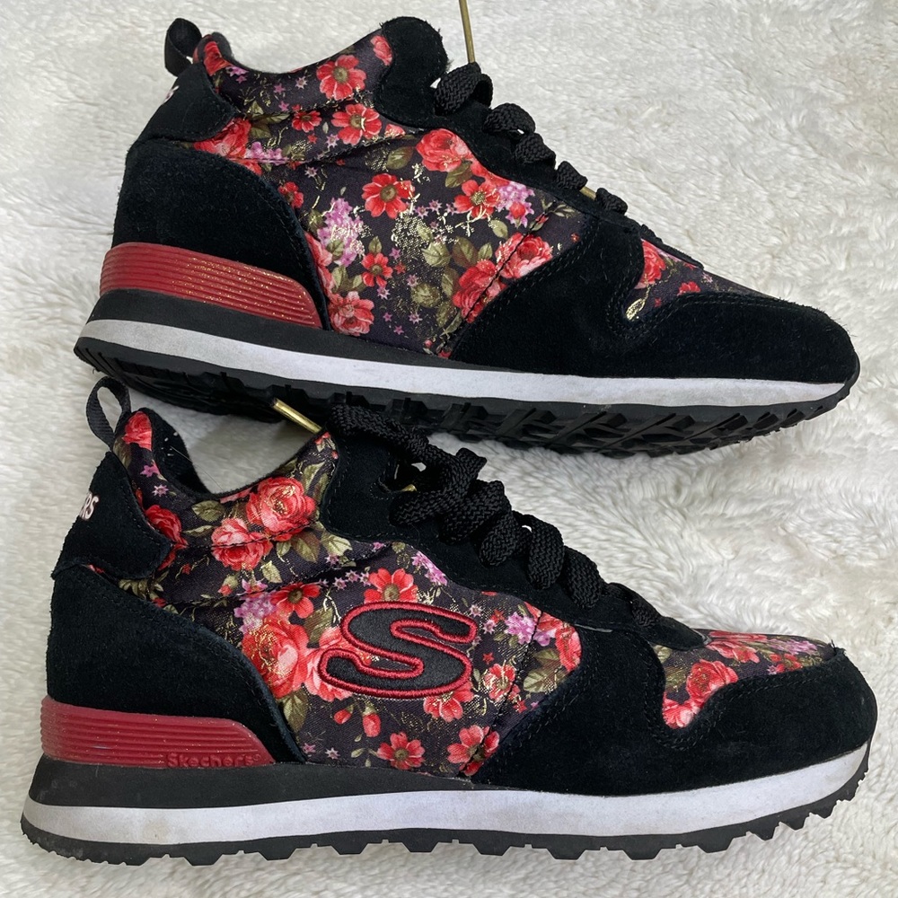skechers wedge shoes
